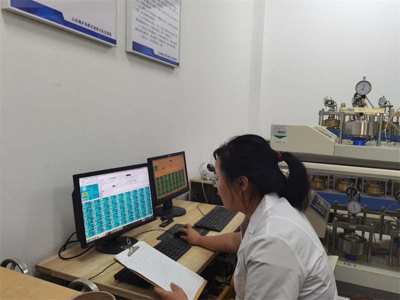 公司同002A：土工試驗(yàn)甲級(jí)，可以承擔(dān)甲級(jí)及以下工程勘察資格所能承擔(dān)工程勘察項(xiàng)目的土工試驗(yàn)任務(wù)； 聯(lián)系人：任玲，電話：18653883892(圖3)