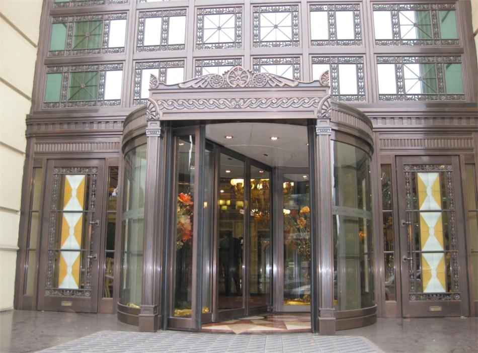 銅門設(shè)計(jì)：體現(xiàn)并映射銅文化之內(nèi)涵！(圖1)