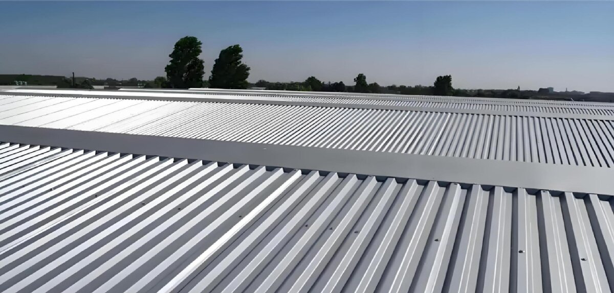 鋼結(jié)構(gòu)車間褪色、銹蝕、滲漏等修繕三種方法！(圖10)